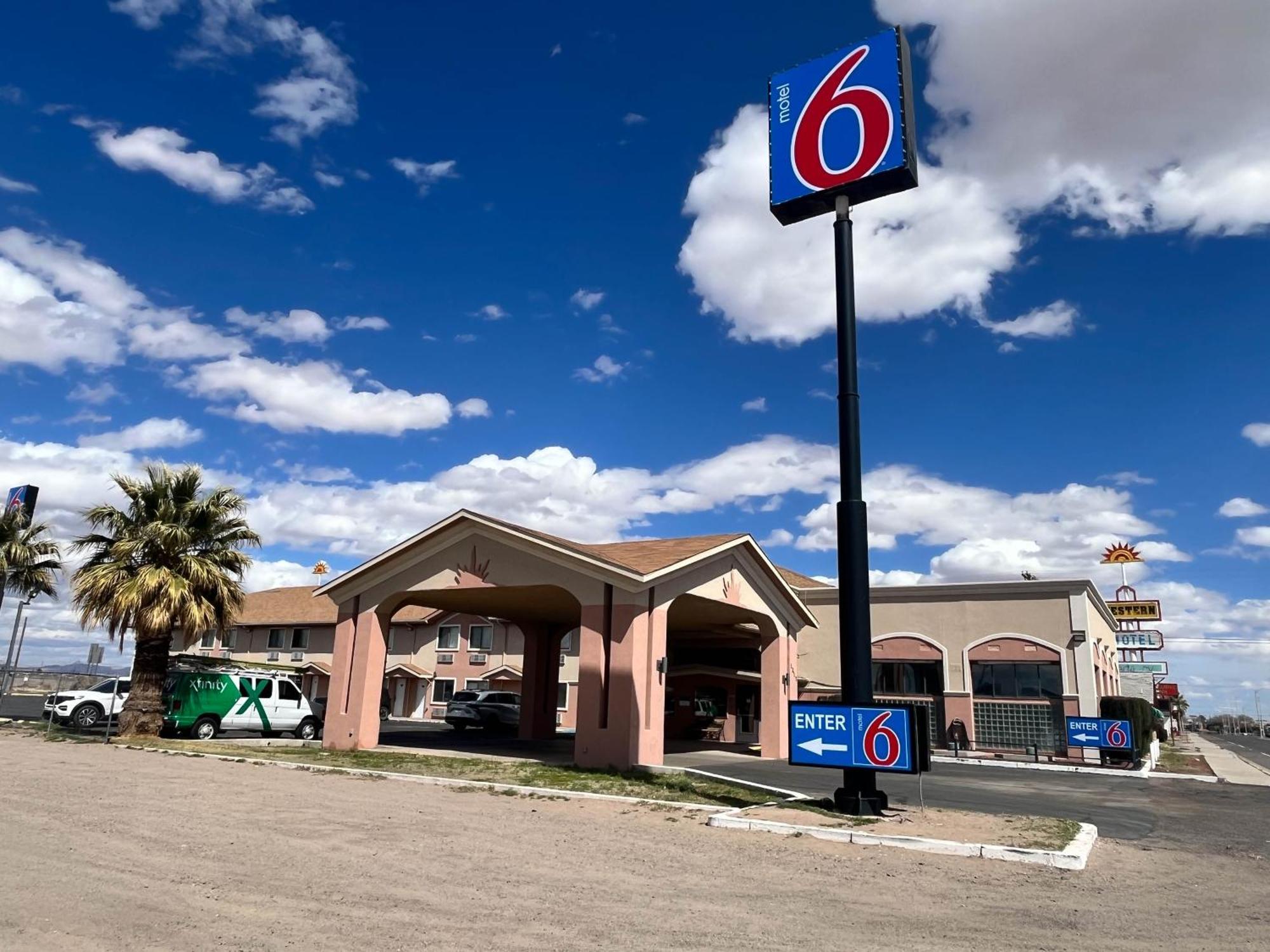 Motel 6 Deming, Nm Eksteriør bilde