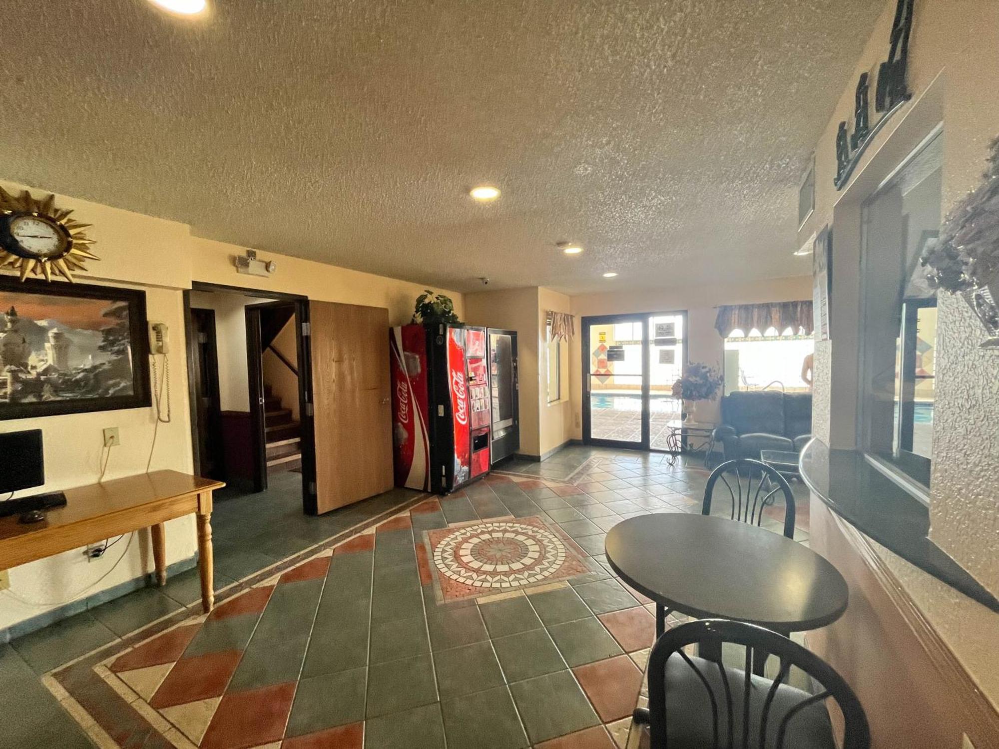 Motel 6 Deming, Nm Eksteriør bilde